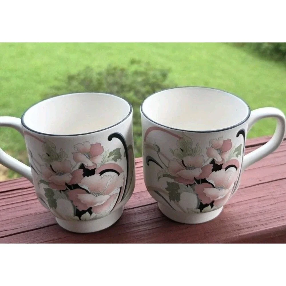 2 Sango Coffee Cups 1987 Korea Anastasia Pattern Artist Signed